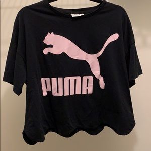 Plus size black w/ light pink PUMA logo crop top